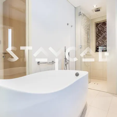 Staycae Holiday Homes - Damac Towers By Paramount Dubai Exterior photo