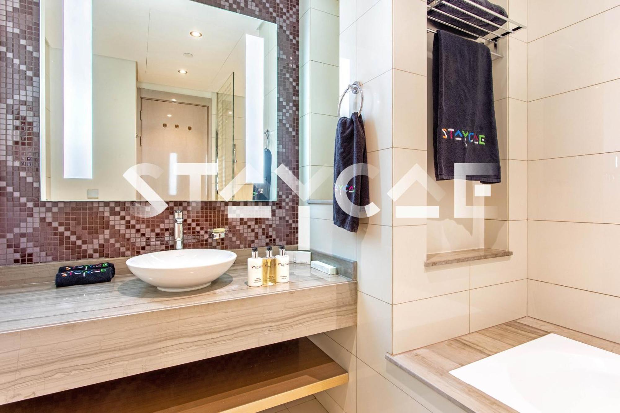 شقة Staycae Homes - Damac Towers By Paramount *